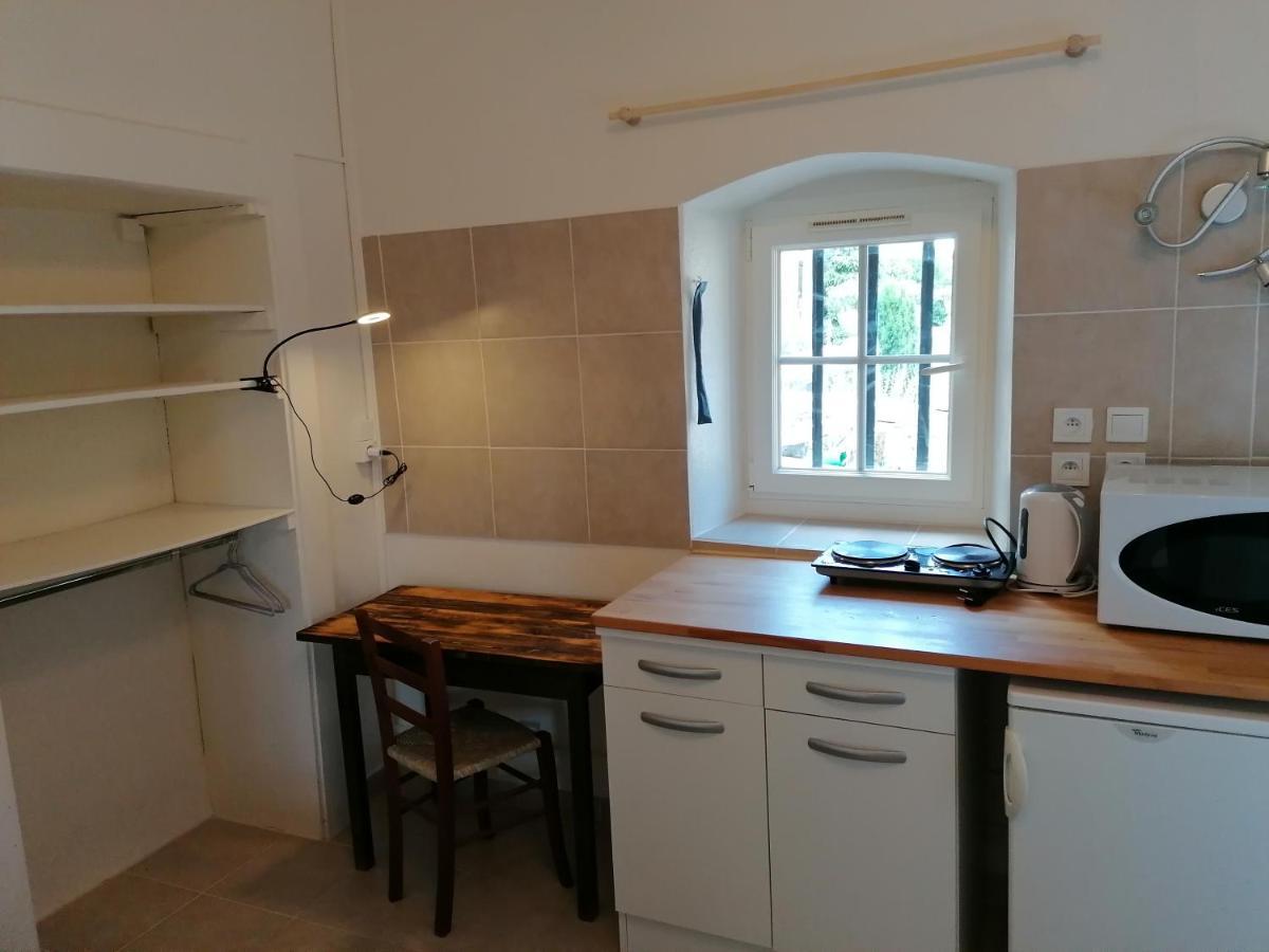 Au Chateau Apartment Miserey-Salines Bagian luar foto